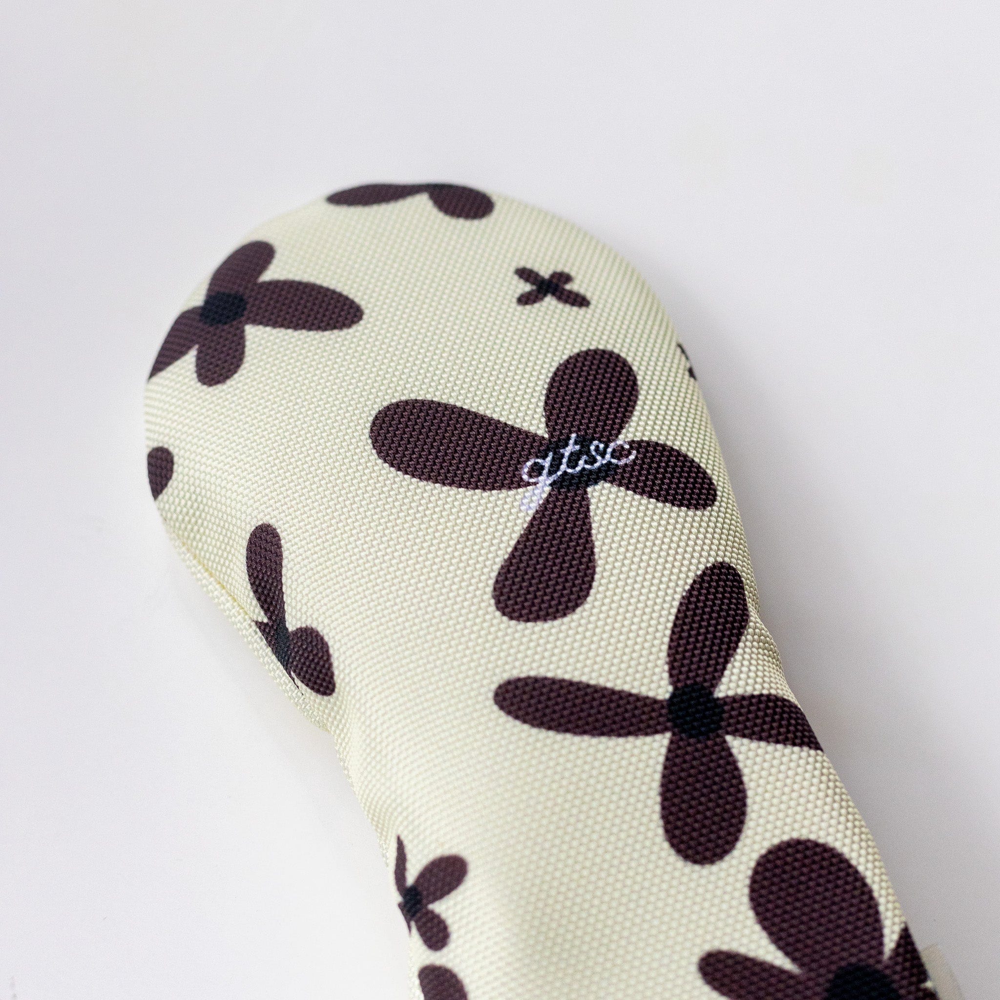 ***Floral Fairway (creme) Headcover Canada-Golf-Lifestyle-Clothing-Brand