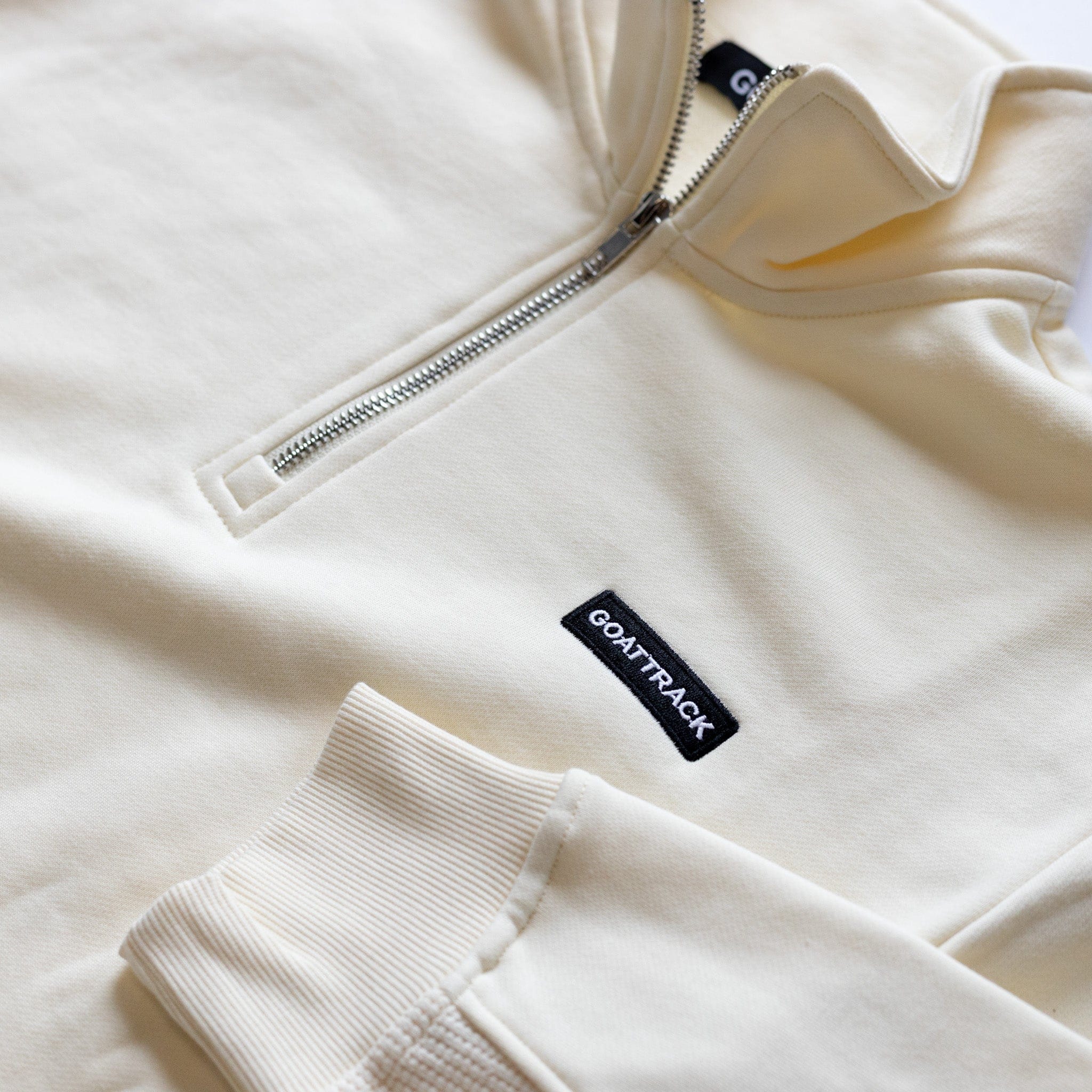 **GT Performance 1/4 Zip Sweater Canada-Golf-Lifestyle-Clothing-Brand