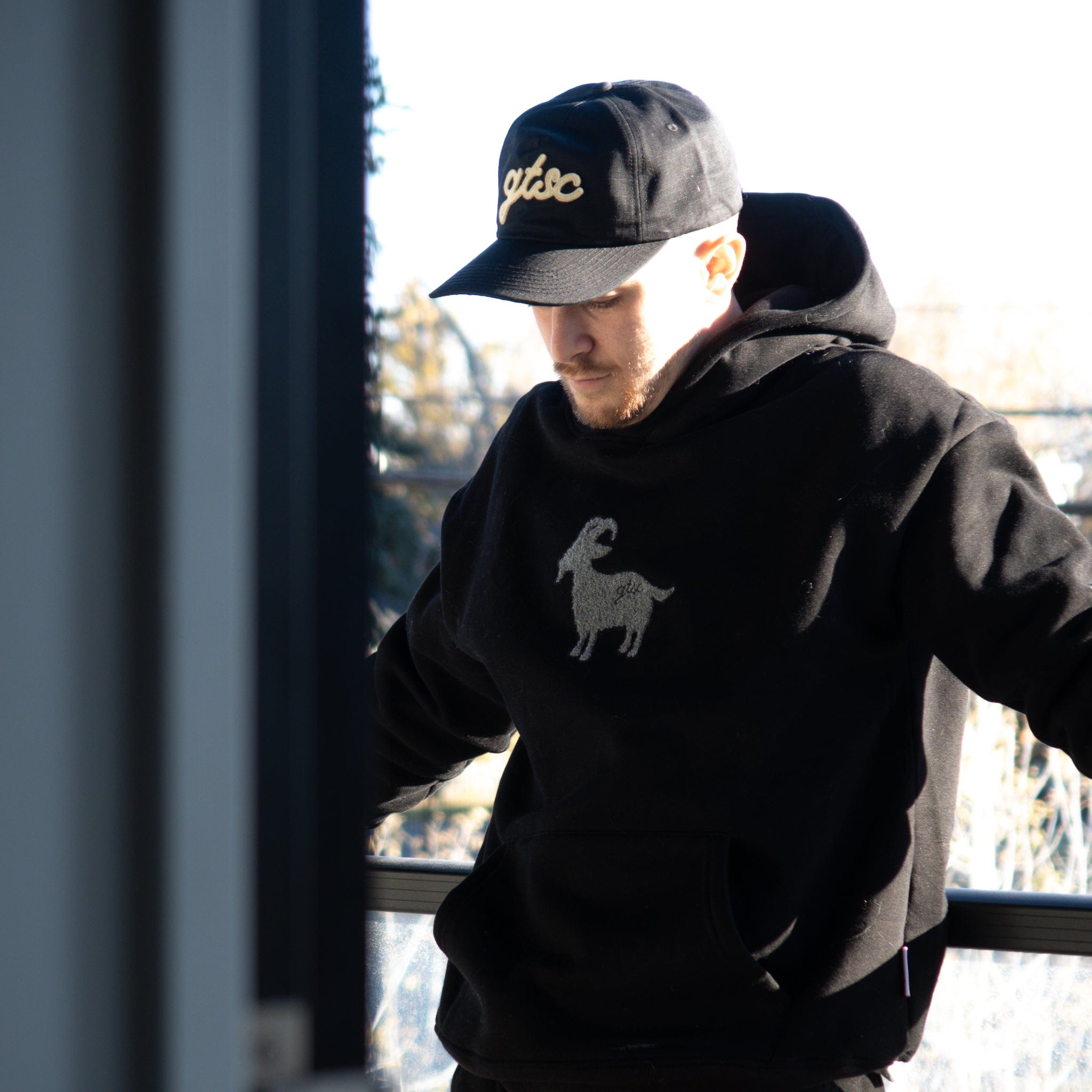 **MOE Hoodie Sweater Canada-Golf-Lifestyle-Clothing-Brand